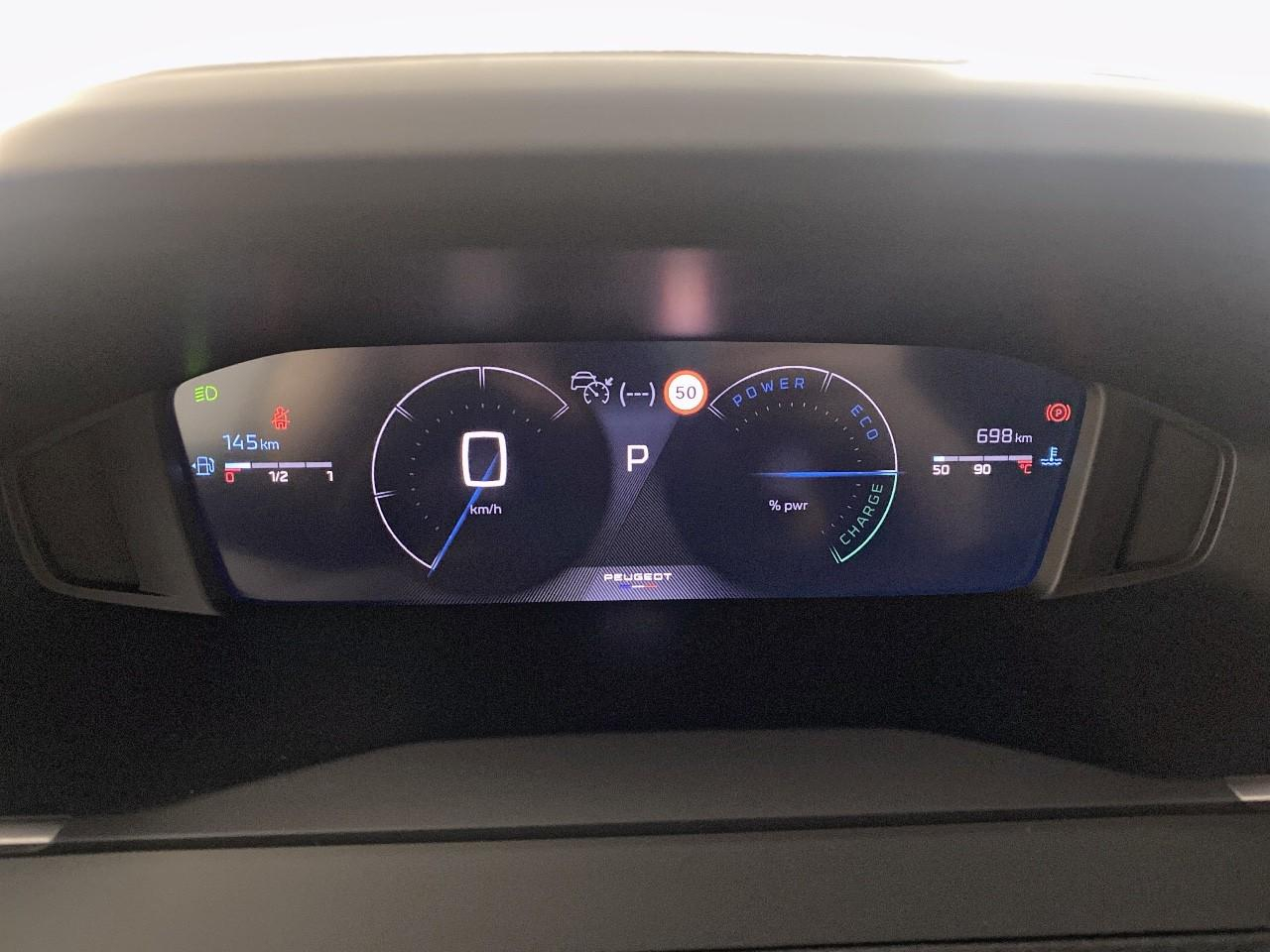 Peugeot 2008 hybrid 145 ch e-dcs6 allure — photo 13