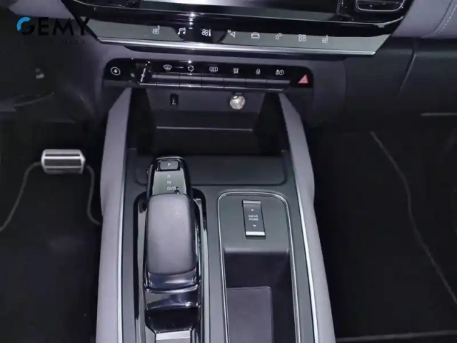 Citroën C5 Aircross hybride rechargeable 225 e-eat8 — photo 14