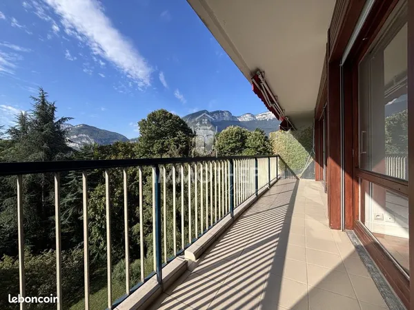 Appartement 3 pièces 74 m²