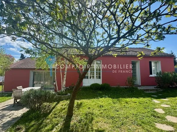 Maison de plain-pied 5 pièces 92 m²