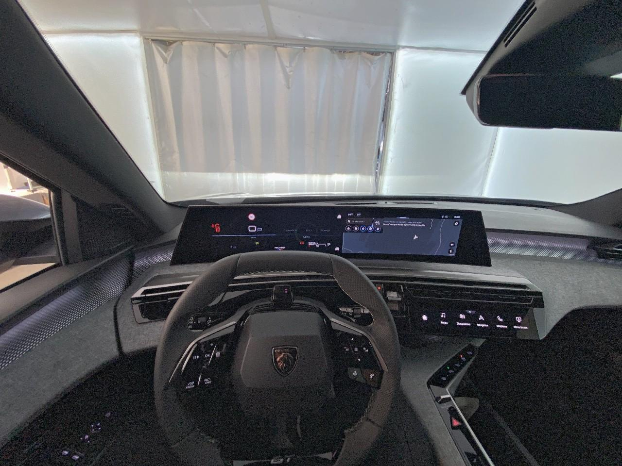 Peugeot 3008 hybrid 145 e-dcs6 gt — photo 12