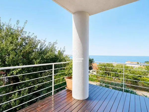 Villa 4 pièces 180 m²