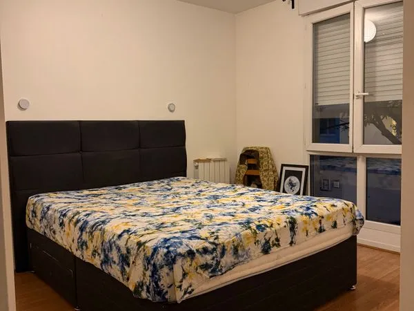 Chambre meublée de 12 m² en colocation à Clichy - Disponible le 30 octobre