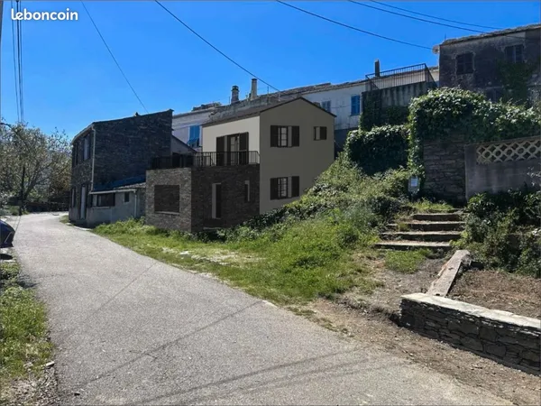 Propriété 2 pièces 42 m²
