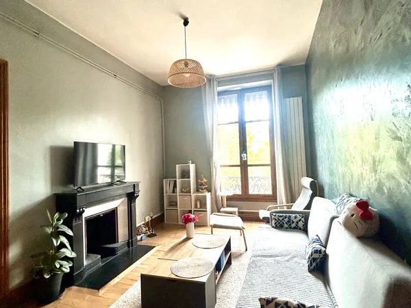 Appartement 2 pièces 58m² cours Berriat