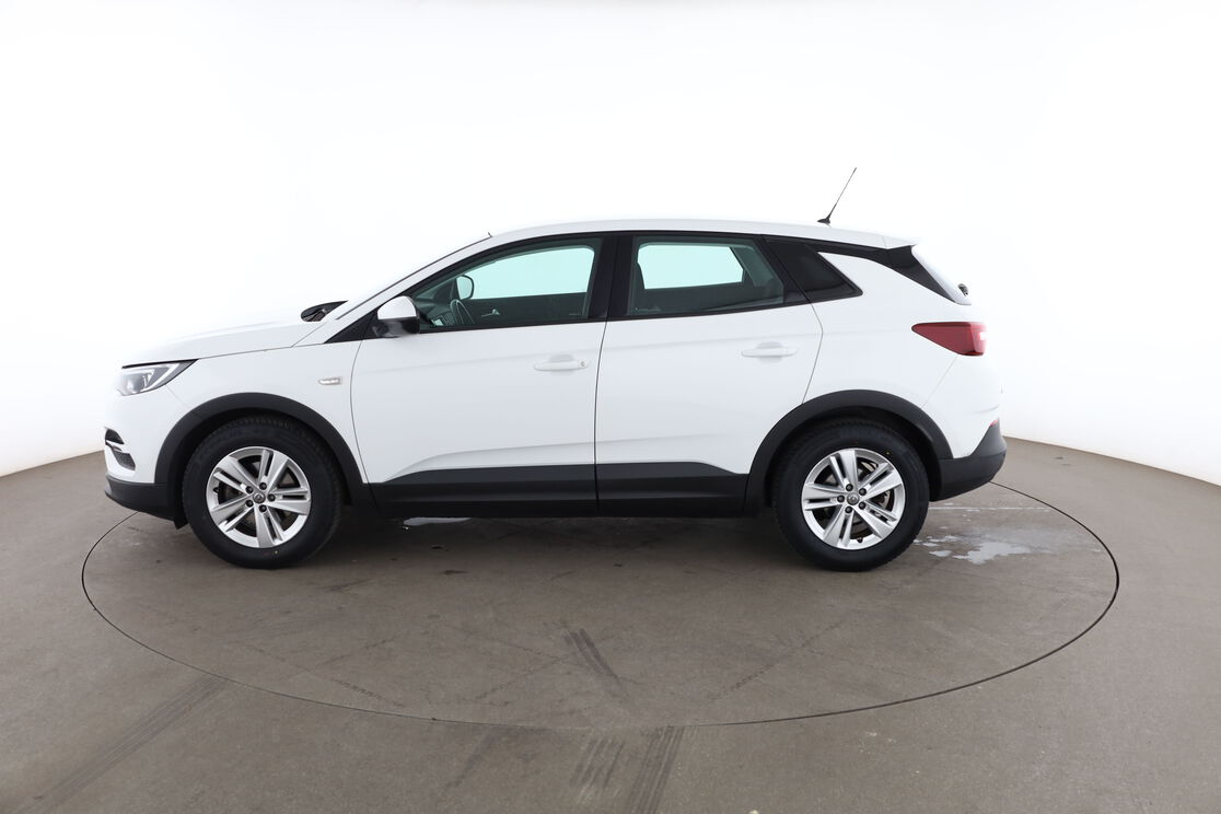 Opel Grandland X 1.2 Turbo Auto — photo 2