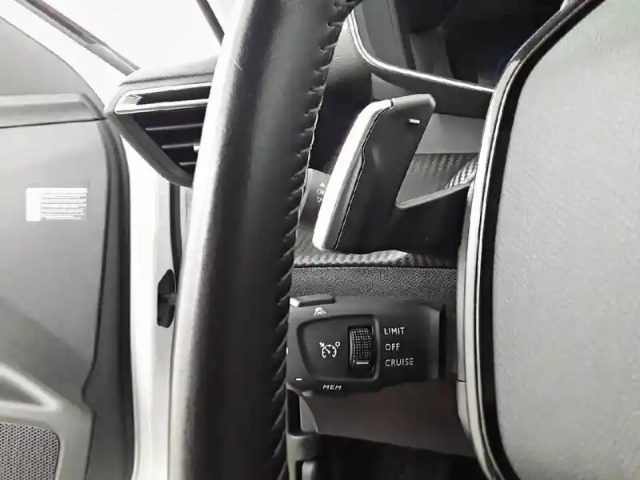 Peugeot 2008 bluehdi 130 s&amp;s eat8 — photo 131