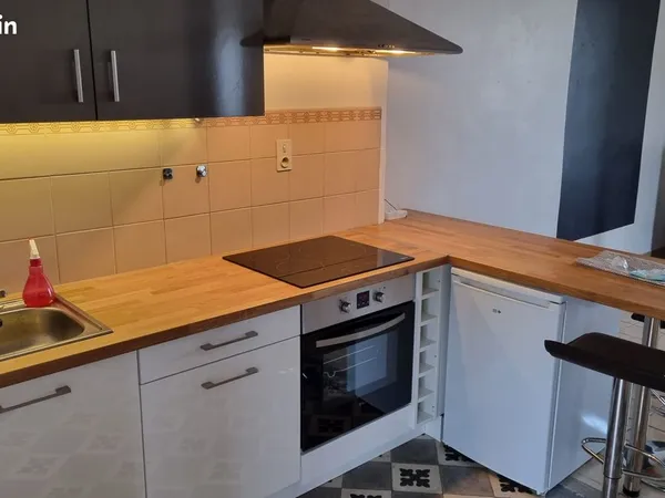 Loue appartement avec jardin