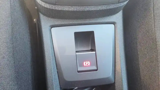 Opel Frontera electric 113 ch autonomie étendue &amp; batterie 52 kwh — photo 15