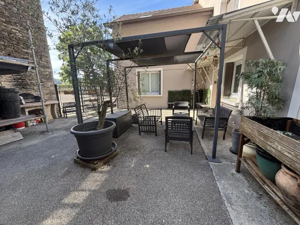 Maison 6 pièces 141 m²
