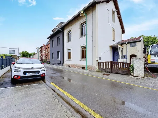 Maison idéalement placée, proche gare et commerces