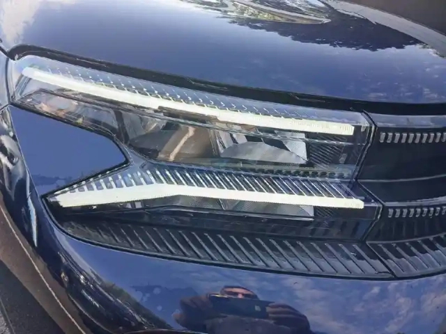 Citroën C5 Aircross puretech 130 s&amp;s eat8 — photo 16