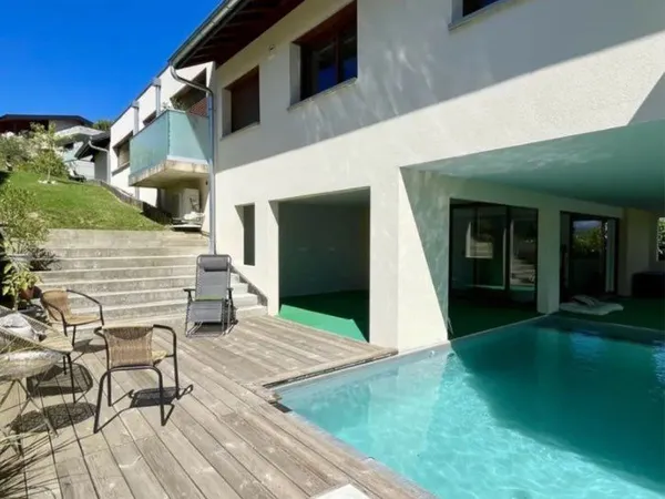 Maison contemporaine 5 pièces - plain-pied 159 m2- piscine chauffée - Vimines