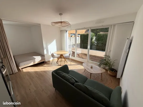 Appartement T1bis 28m² rénové et meublé - Marcq-en-Baroeul Croisé Laroche