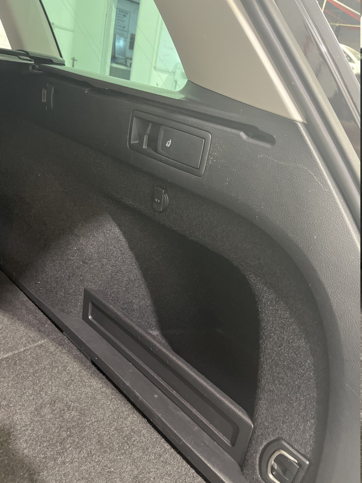 Volkswagen Passat SW — photo 74