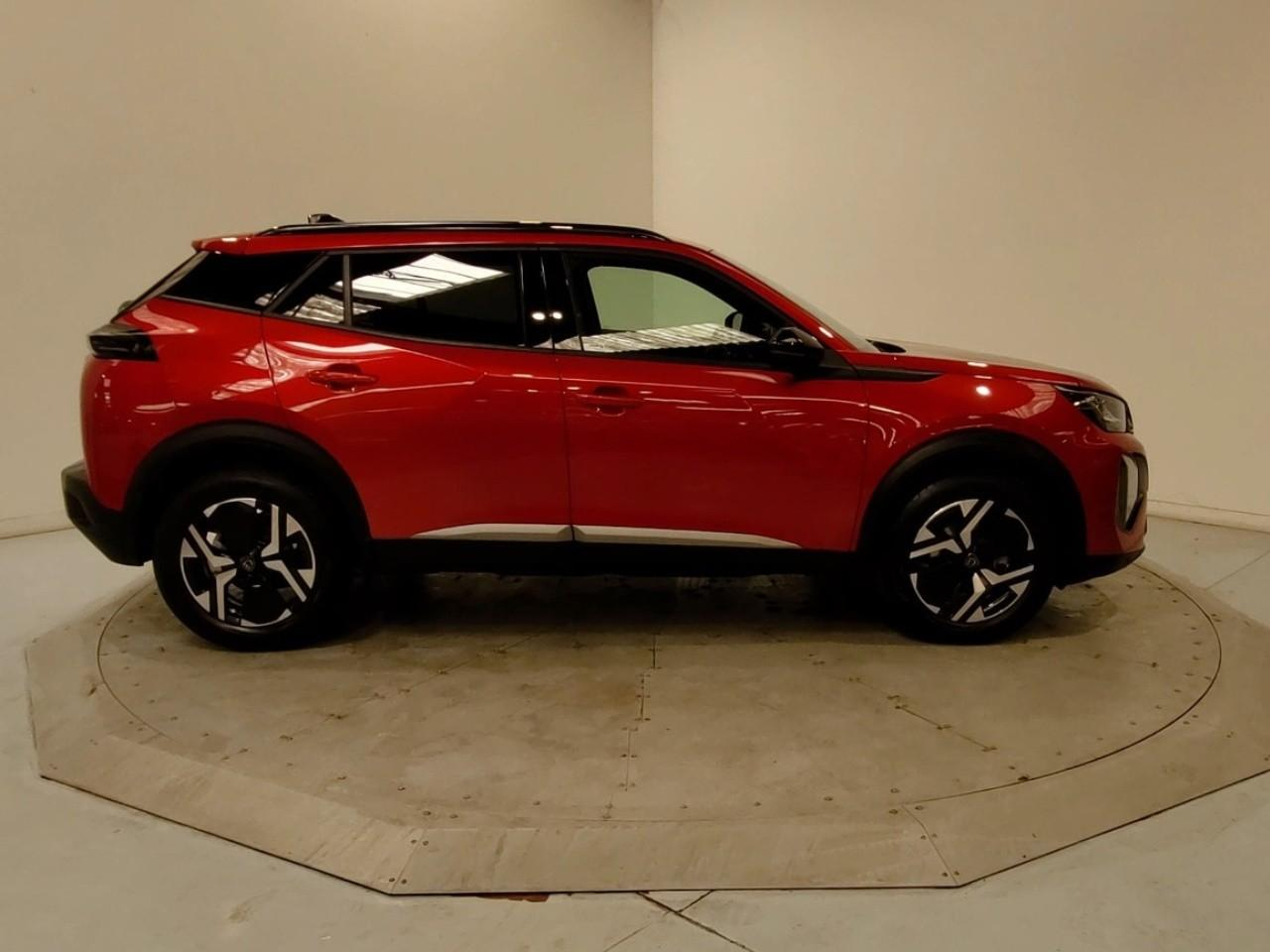 Peugeot 2008 puretech 130 s&s eat8 allure — photo 6