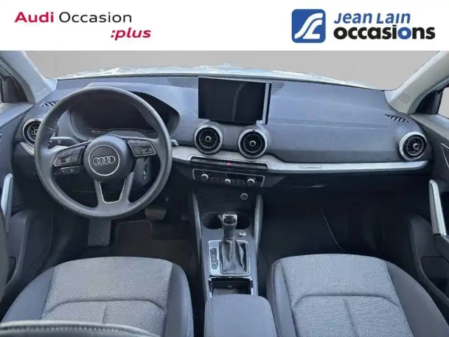 Audi Q2 35 tfsi 150 s tronic 7 — photo 18