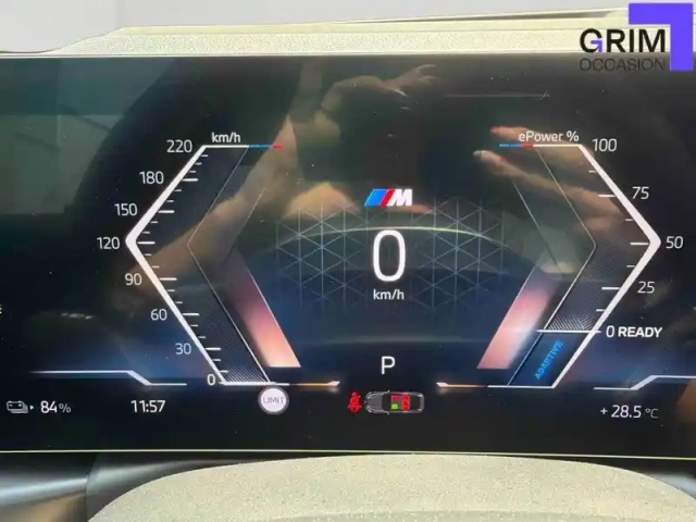 Bmw I4 edrive40 — photo 7
