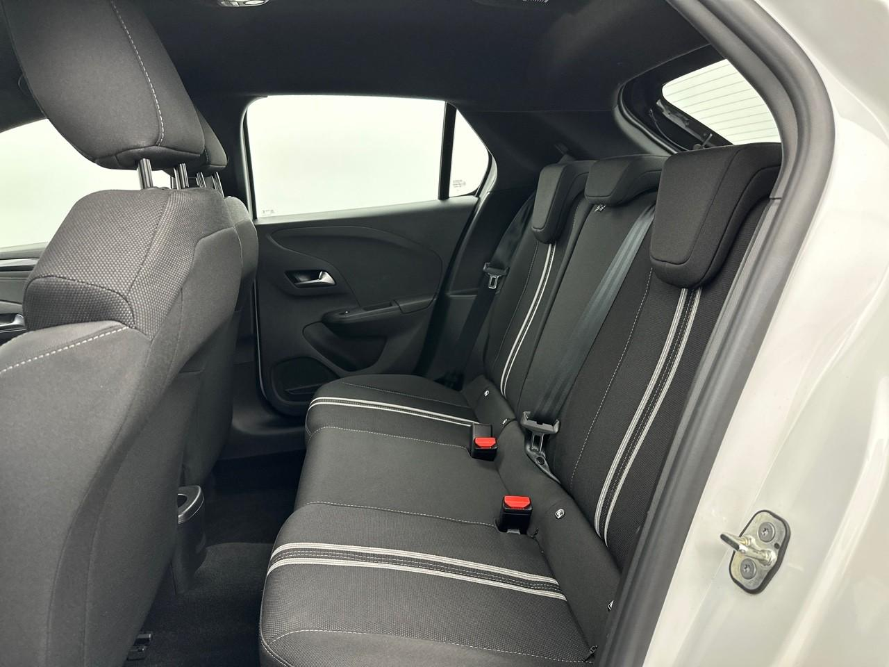 Opel Corsa 1.2 turbo hybrid 100 ch e-dct6 gs — photo 12