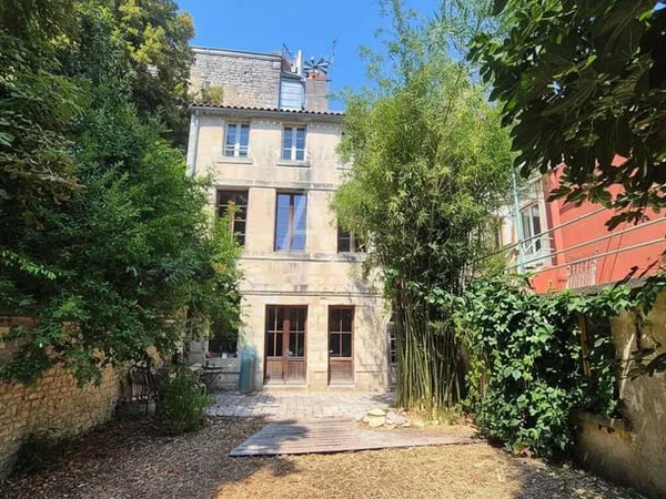 Maison 4 pièces 141 m²