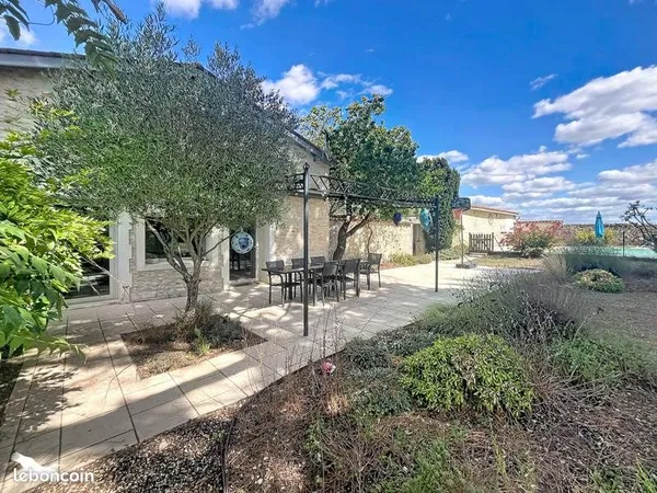 Maison 6 pièces 168 m²