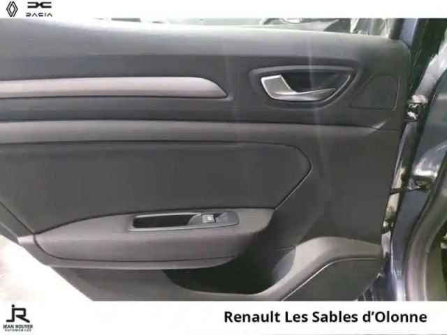 Renault Megane 1.5 blue dci 115ch evolution edc -23 — photo 14