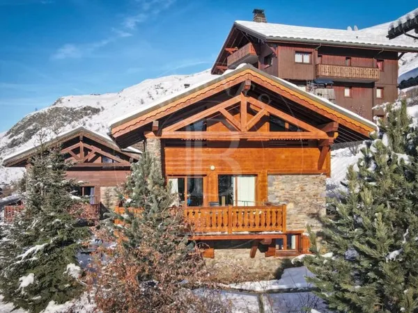Chalet Les Marmottes accès piste Les Menuires
