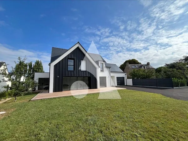 Maison 8 pièces 163 m²