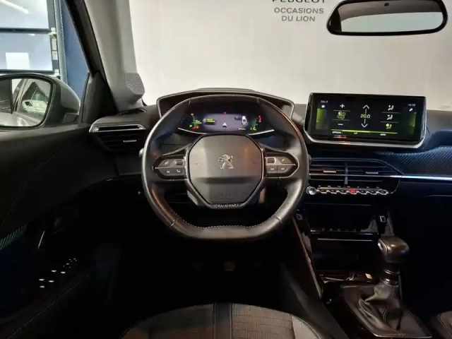Peugeot 208 puretech 100 s&amp;s bvm6 — photo 8