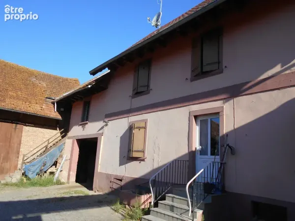 Ancien corps de ferme à rénover