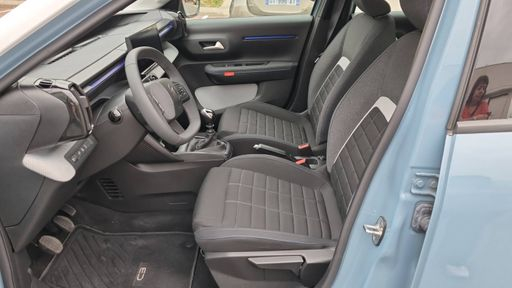 Citroen C3 1.2 Turbo 100 - Plus – 2025 – 6141 km – Essence – Boîte Manuelle — photo 15