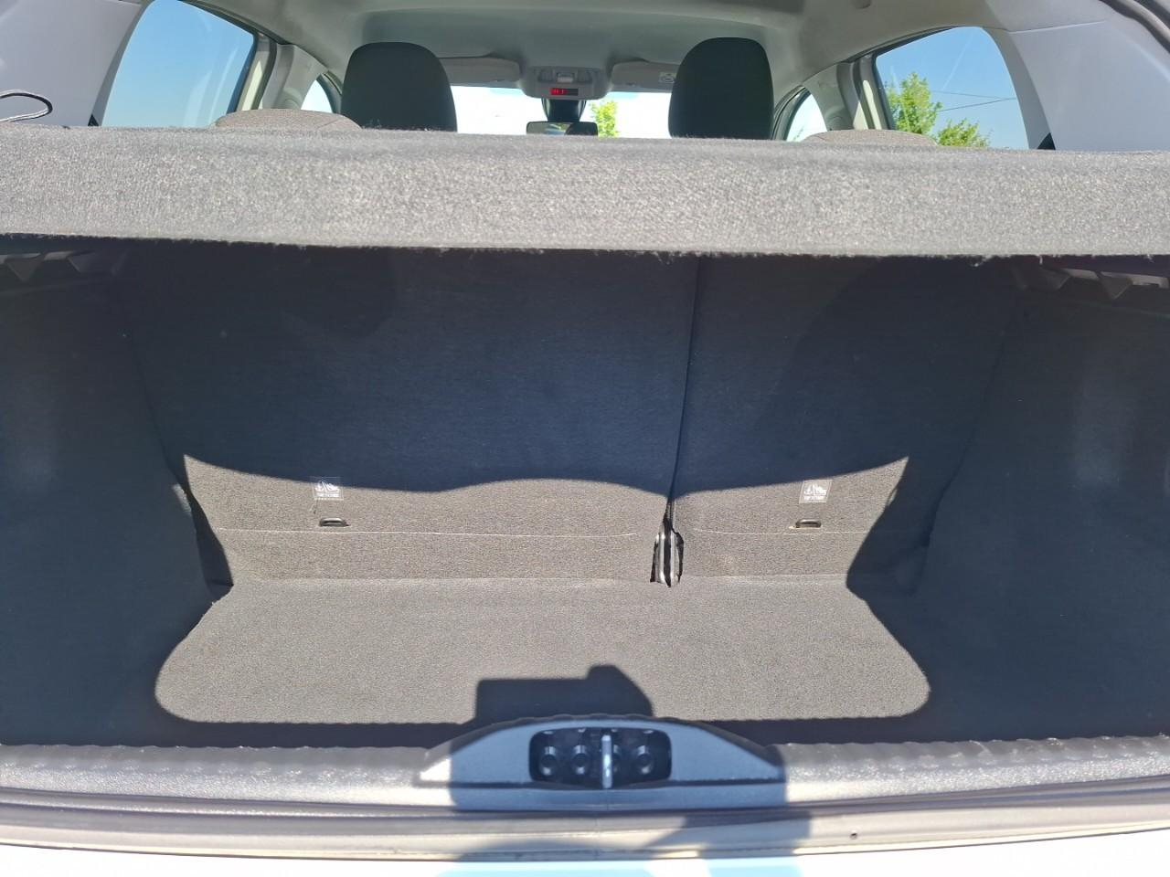 Citroën C3 1.2 puretech 83ch s&s shine — photo 6