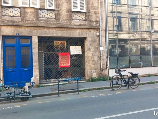 Local commercial 61 m² BORDEAUX