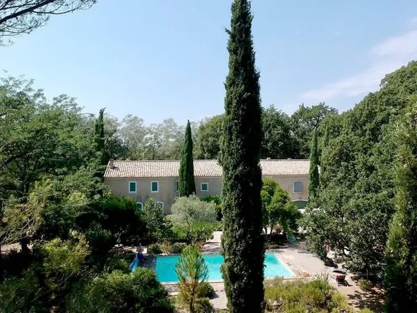 Ferme 14 pièces 390 m²