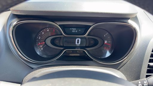 Renault Captur 1.5 dCi 90 - Intens – 2016 – 147565 km – Diesel – Boîte Manuelle — photo 15