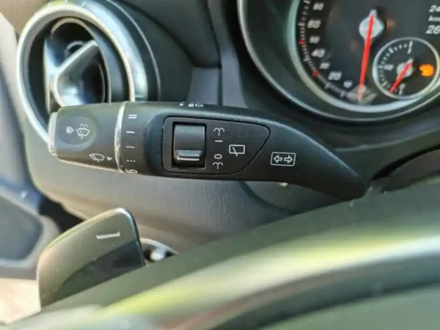 Mercedes Cla 200 d launch edition pack amg — photo 20