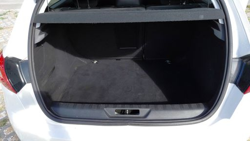 Peugeot 308 1.5 BlueHDi 130 EAT8 - Tech Edition – 2020 – 138961 km – Diesel – Boîte Automatique — photo 27