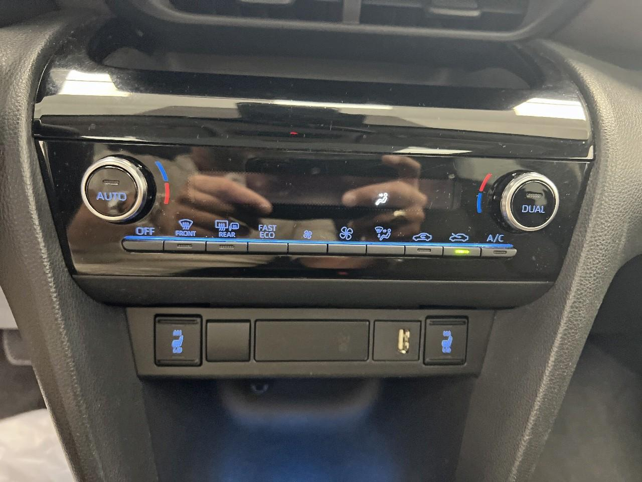 Toyota Yaris cross hybride 116h 2wd design — photo 24