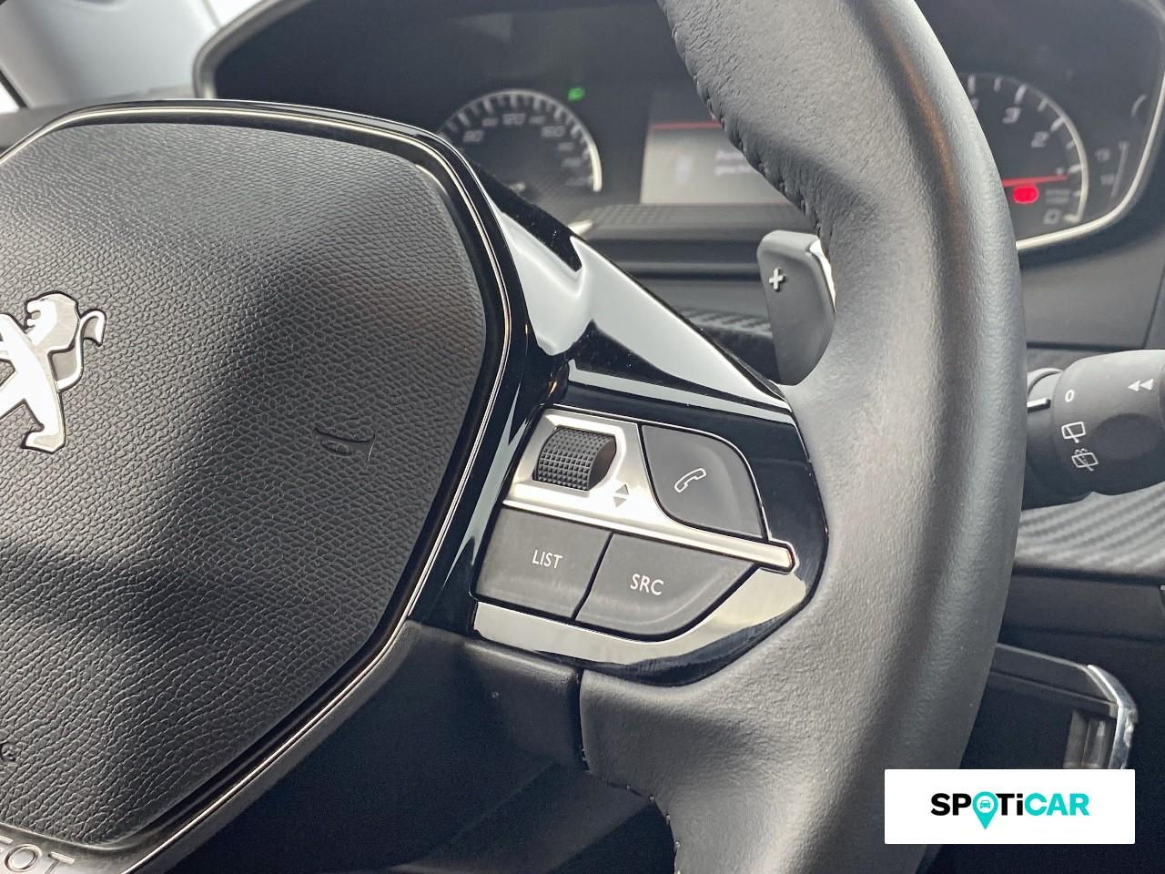 Peugeot 2008 1.2 puretech 130ch s&s style eat8 — photo 17