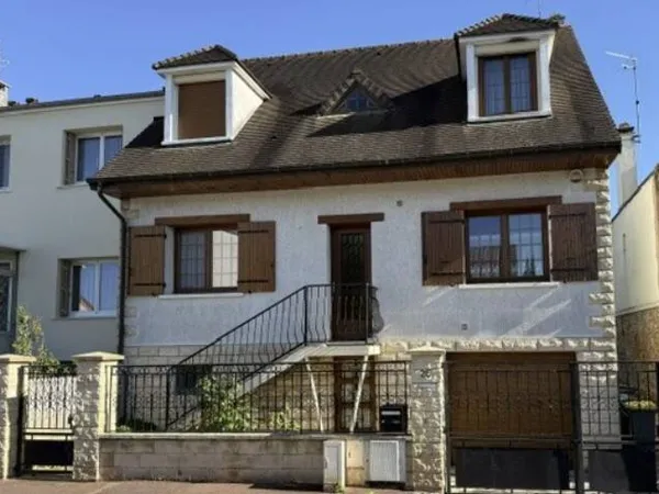 Maison 7 pièces 136 m²