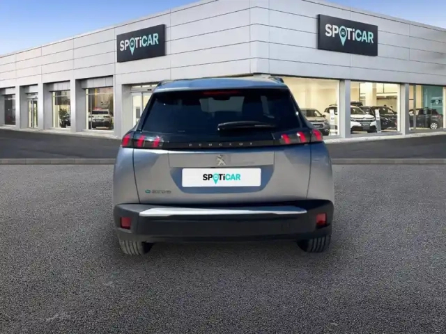 Peugeot 2008 electrique 136 ch — photo 5