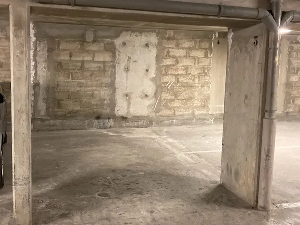 Loue parking 12m² Paris 15ème - Rue de la Croix Nivert