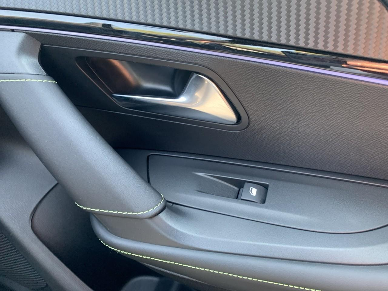 Peugeot 2008 1.2 hybrid 145ch gt e-dcs6 — photo 47