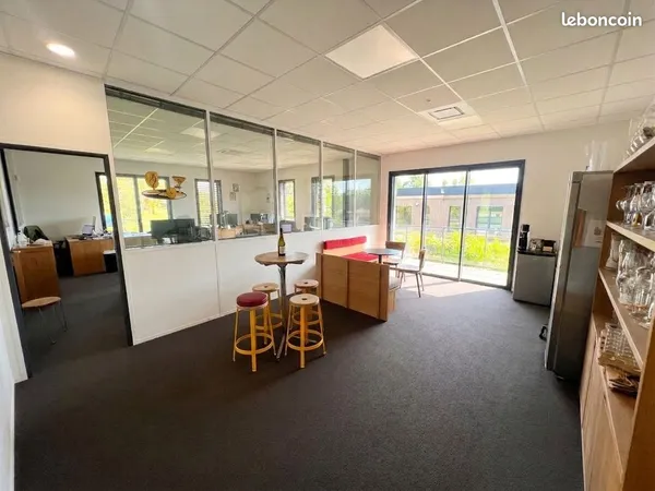 Bureau 109m² à louer - Tassin