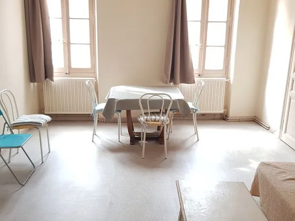 Grand meublé 70 m2 secteur UNESCO