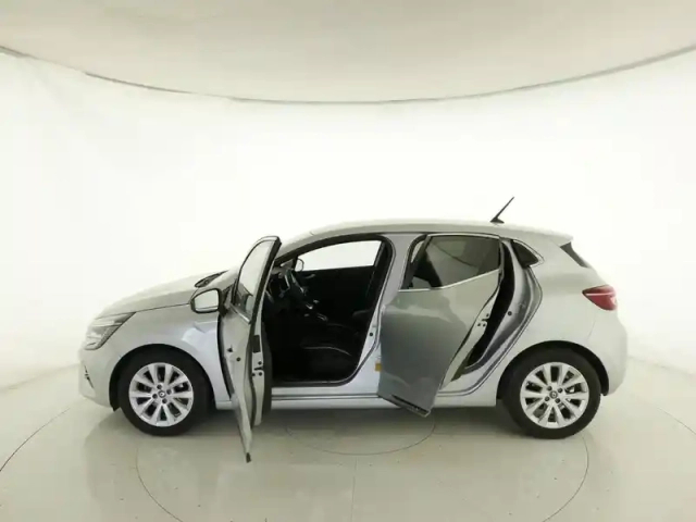 Renault Clio 1.0 tce 90ch evolution — photo 24