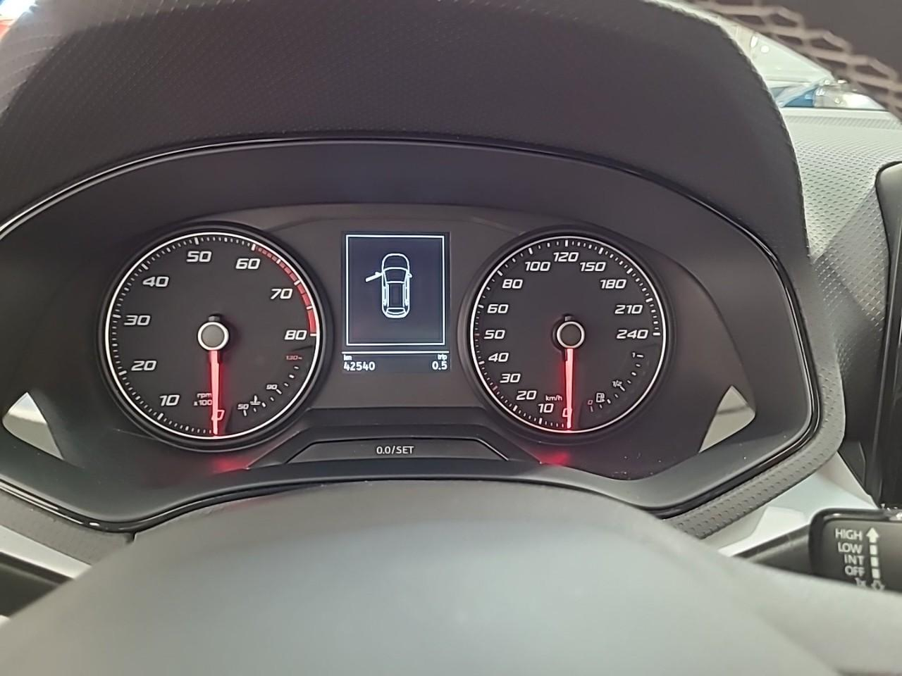 Seat Arona 1.0 tsi 95 ch start/stop bvm5 urban — photo 23