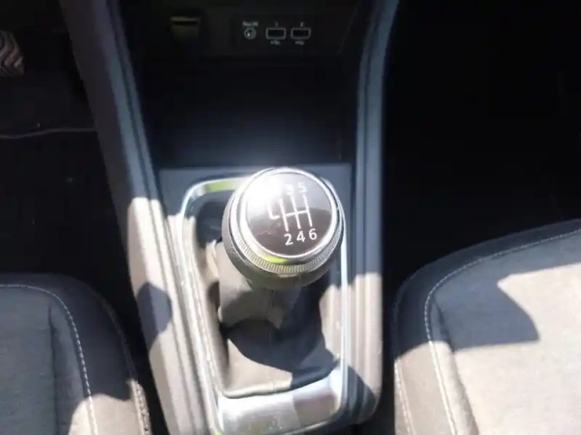 Renault Captur tce 90 — photo 23