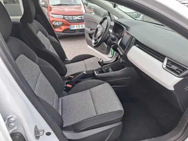 Renault Clio tce 90 — photo 22