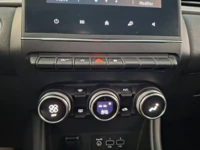 Renault Captur blue dci 95 — photo 36